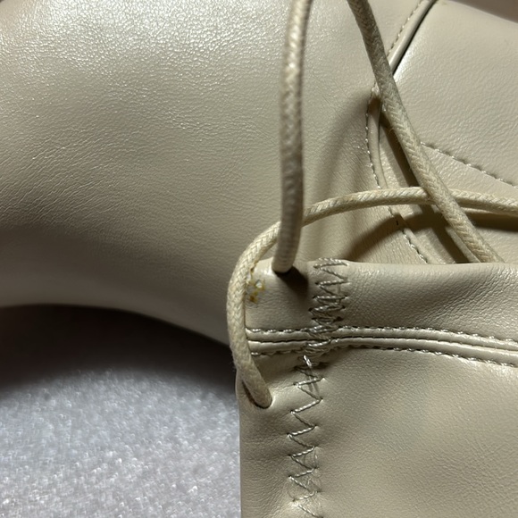 Off white otk boots. Size 10. New. - Picture 6 of 8